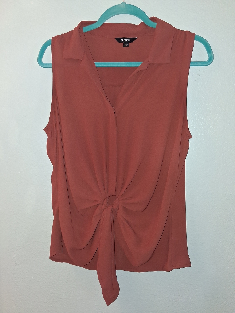 Express Women’s Rust Sleeveless Tie-Front Blouse | Size M